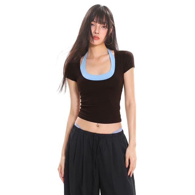 Short-Sleeve Scoop Neck Crop Top / Halter Neck Top