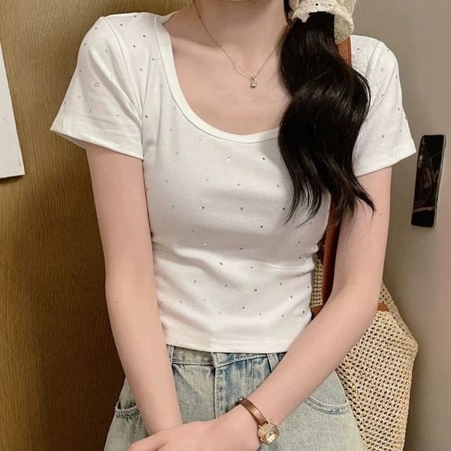 Short Sleeve Scoop Neck Plain Rhinestone T-Shirt
