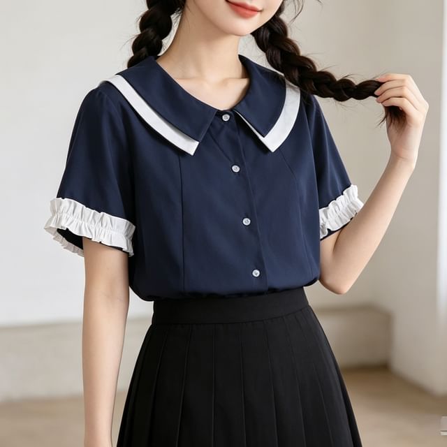 Ruffled Contrast Trim Short-Sleeve Button-Up Blouse
