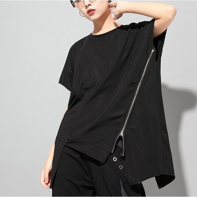 Asymmetric Zip Panel Tee with Round Neckline