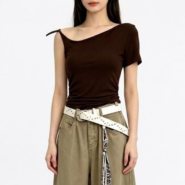 Ruched Asymmetric Round Neck Tee
