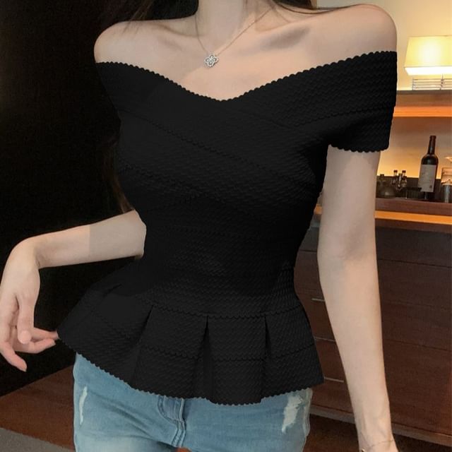Peplum Off-Shoulder Short Sleeve Top