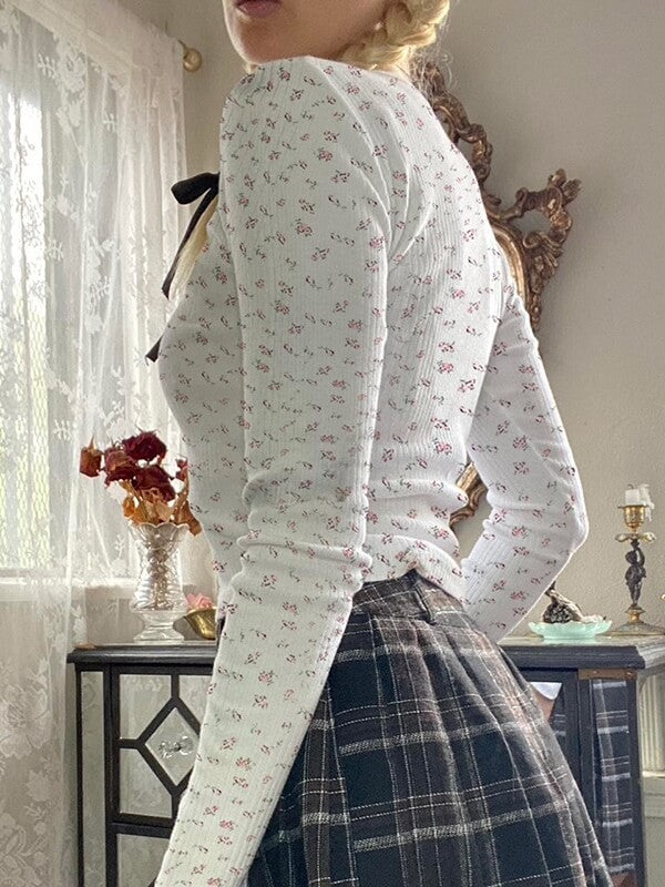 Causal White Flowers Top