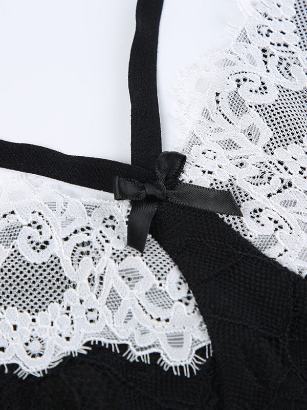 cutiekill-gloomy-coquette-lace-cami-om0355