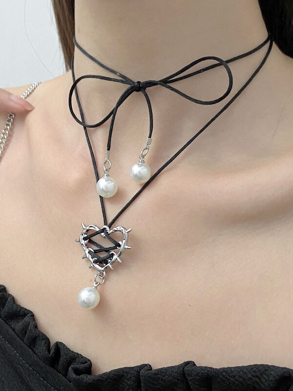 Heart Thorn Necklace