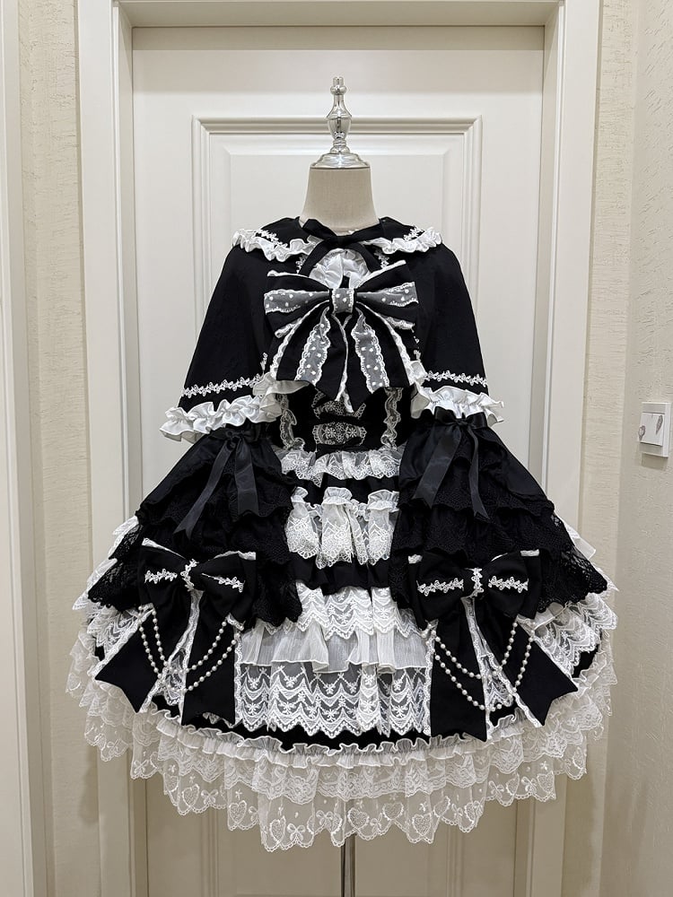 / Blue Red Cape Black Pink