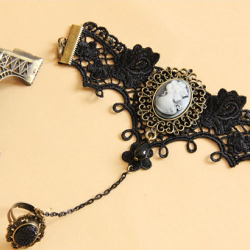 Vintage Gothic Lace Pearl Portrait Ring Bracelet