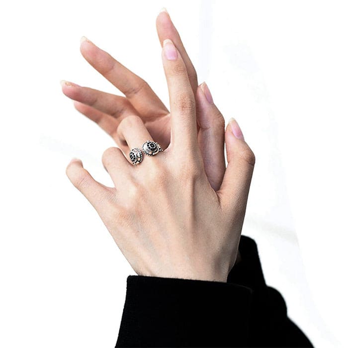 Y2K Headphones Ring – MK Kawaii Store