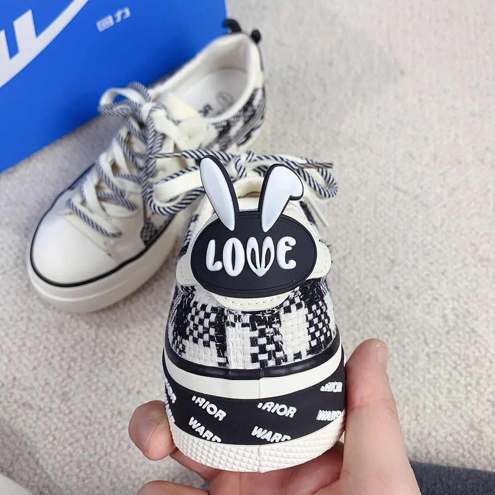 Bunny on The Back Sneakers MK19199 Susan