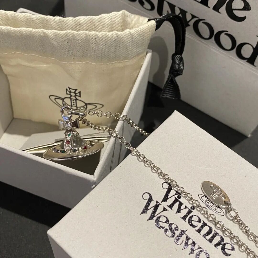 Pink Saturn Pendant Necklace - Lovesickdoe Lovesickdoe