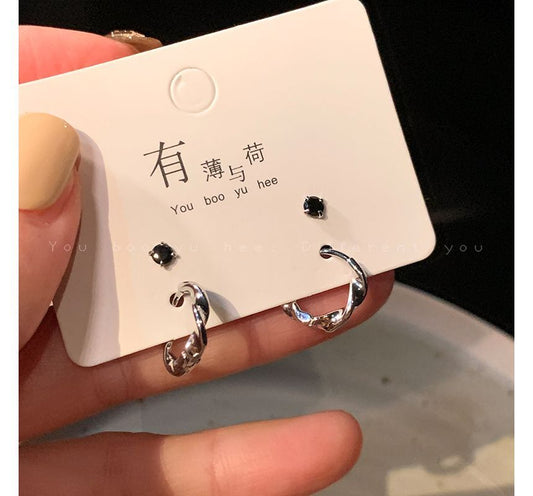 Set of 2 Pairs: Earring IL28 MK Kawaii Store