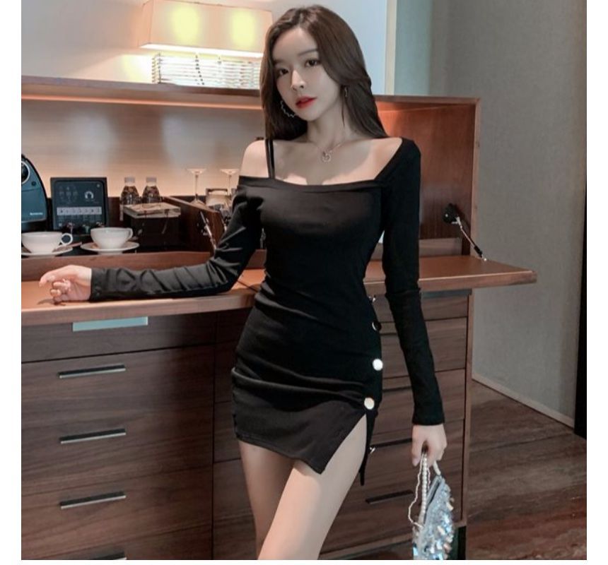 Long-Sleeve Cold Shoulder Button Accent Plain Slit Mini Bodycon Dress aa35 MK Kawaii Store