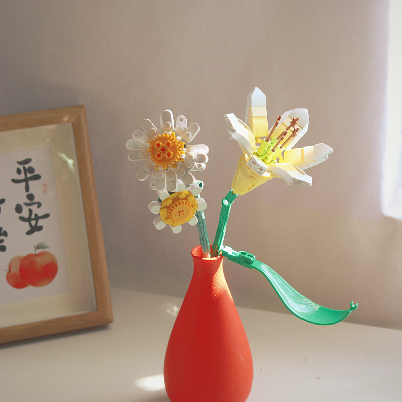 Cute Block Flowers Bouquet Susan