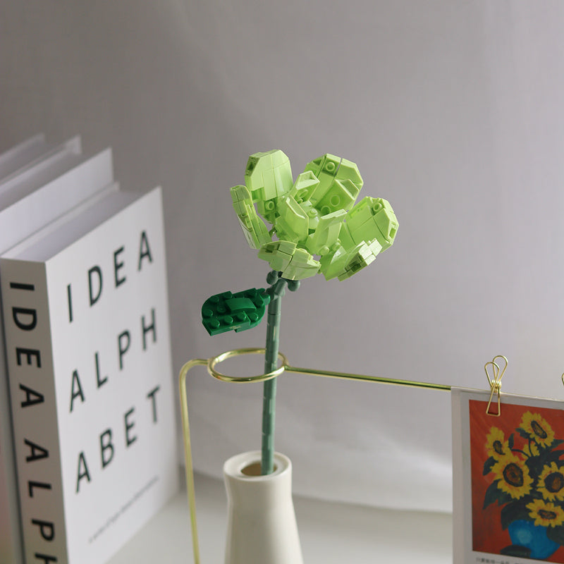 Cute Block Flowers Bouquet Susan