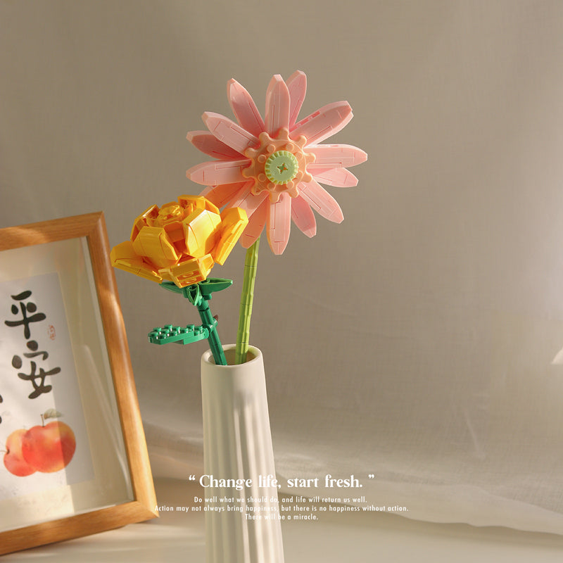 Cute Block Flowers Bouquet Susan