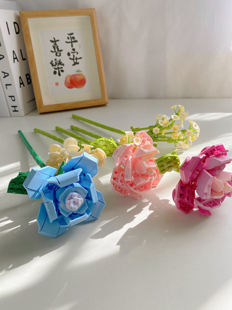 Cute Block Flowers Bouquet Susan