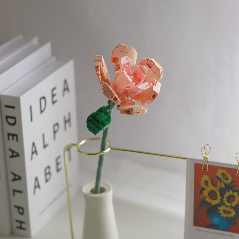 Cute Block Flowers Bouquet Susan