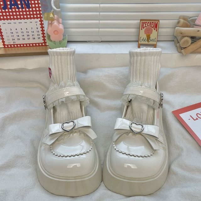 Platform Patent Heart Buckled Mary Jane Shoes MK19204 MK Kawaii Store