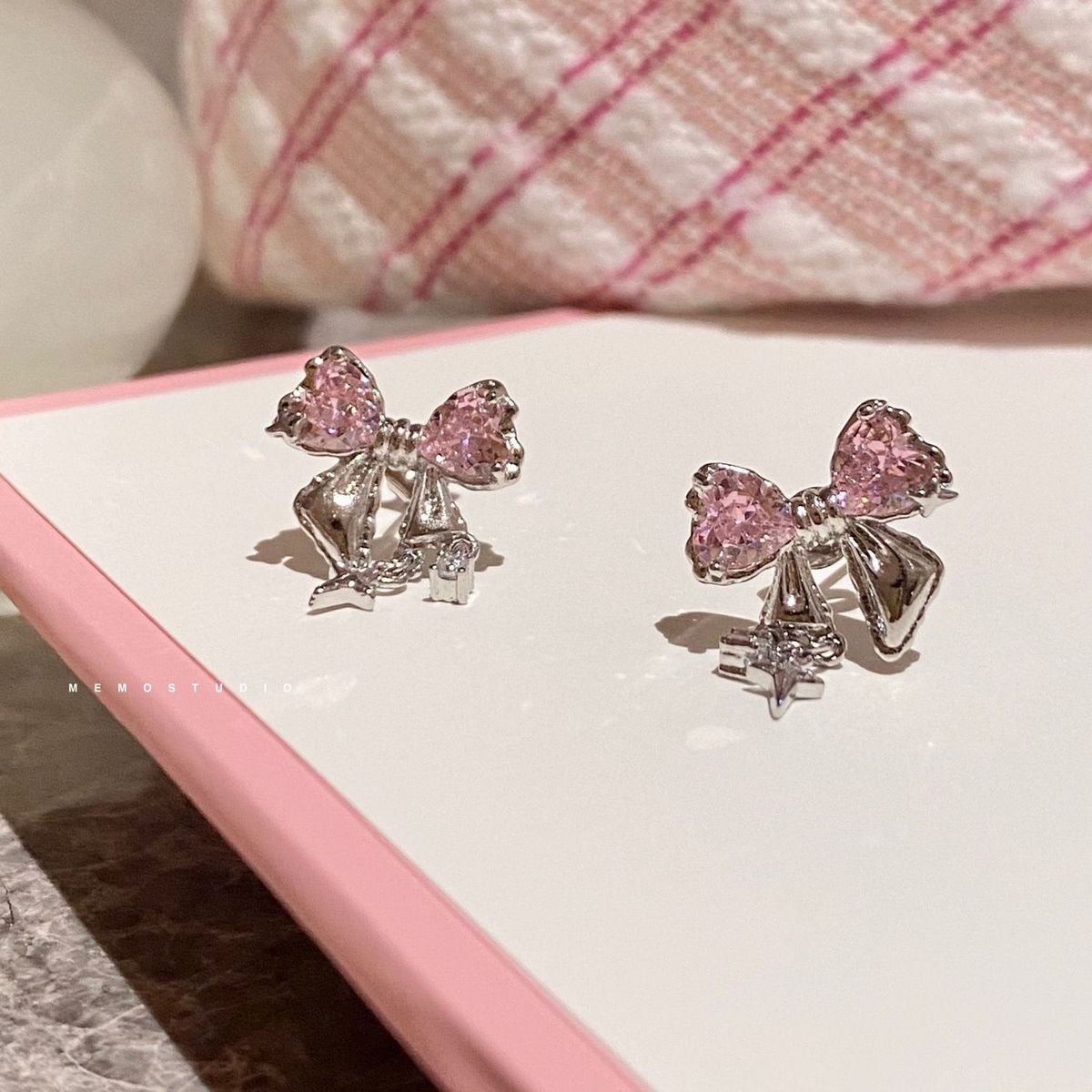 Pretty Diamond Ribbon Earrings - Heartzcore Heartzcore