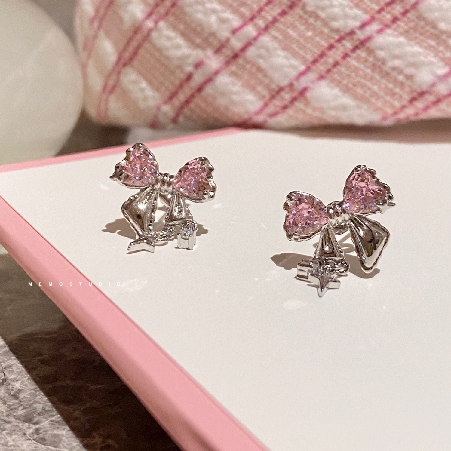Pretty Diamond Ribbon Earrings - Heartzcore Heartzcore
