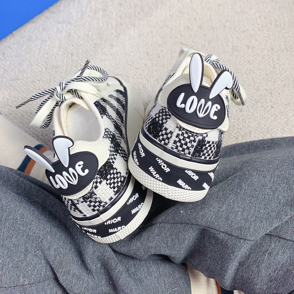 Bunny on The Back Sneakers MK19199 Susan