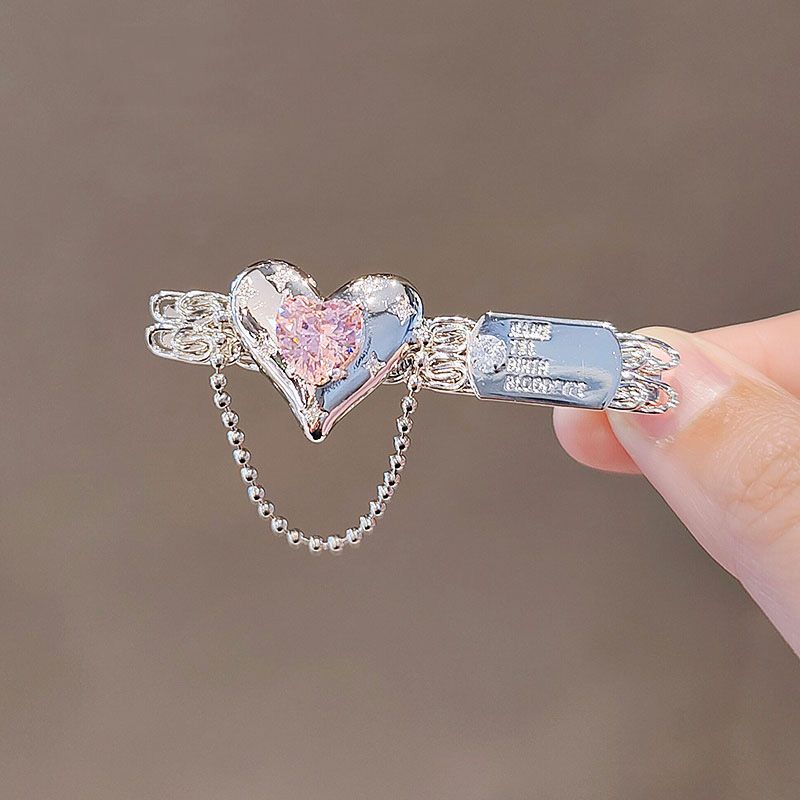 Sweet Heart Tassel Duckbill Clip MK18794 Susan