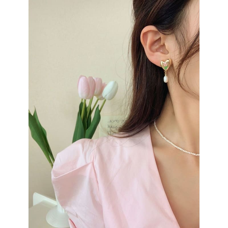 French Tulip Love-Heart Pearl Earrings MK18959 MK Kawaii Store